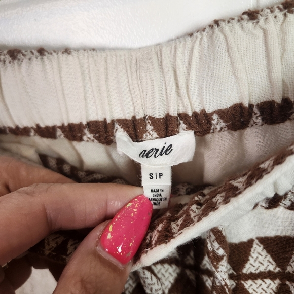 Aerie Cotton Low Rise Shorts Beige Brown Aztec Print Size Small Beach Boho Cute - Picture 6 of 8